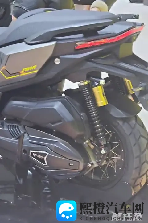 梅丽莎劳伦vs大战黑人:梅丽莎劳伦激情对决,黑人强者巅峰较量-3