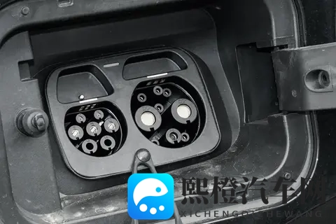 捷途山海L7 PLUS：“旅行小房车” 重塑我们的家庭出行-3