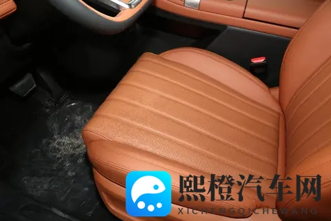 11 万级混动 SUV,带全家出游轻松搞定,捷途山海 L7 PLUS很值?-1