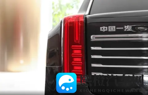 真国产豪华,这车也有钱未必能买到,气场比“劳斯”还强-3