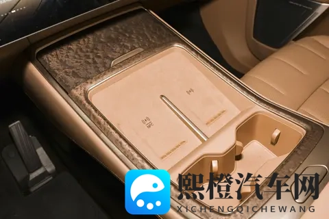 纠结大五座还是大三排？建议你试试乐道L90，无短板+高实用-2