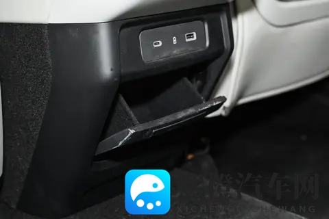 拆解2026款领克09:当价格、空间、动力、智能与配置形成合力!-1