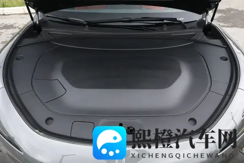 阿维塔12 ：四激光雷达标配 + 356km 纯电，华为 ADS 泊车不费劲-3