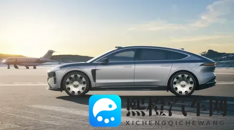 宾利法拉利集体「通电」，超豪华品牌如何「反攻」？-2