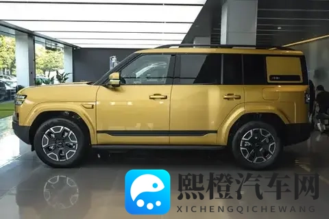 家庭用车选TA!方程豹钛7的空间、续航、智能、安全表现都不错-1