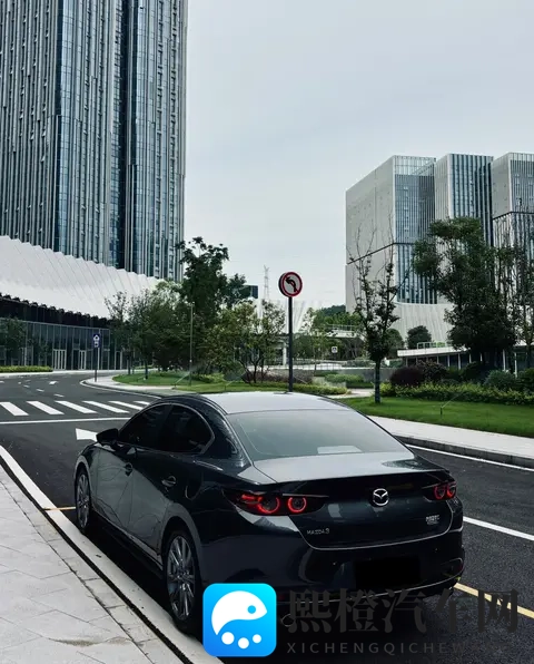 开昂克赛拉，嘴硬了3年，高速服务区被上了一课-3