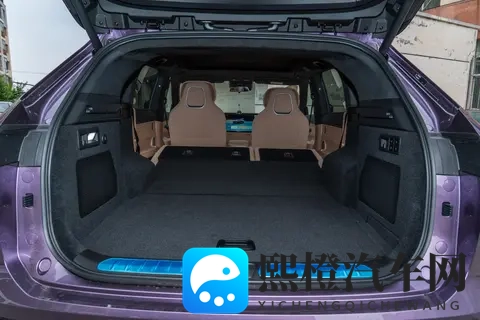 星纪元ET:20万级全能SUV,多项配置加持,家用出行优选-2