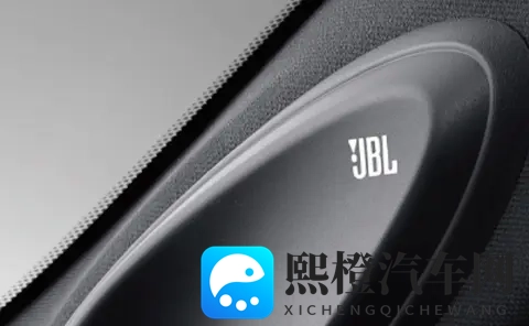 宝贝乖~腿弄大一点就不疼了:汽车舒适驾驶:腿部空间优化秘籍大揭秘-2