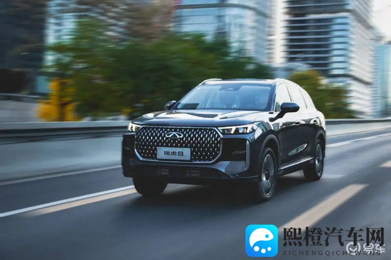 第五代瑞虎8上市 带来全能驾控与电感智能新体验-1