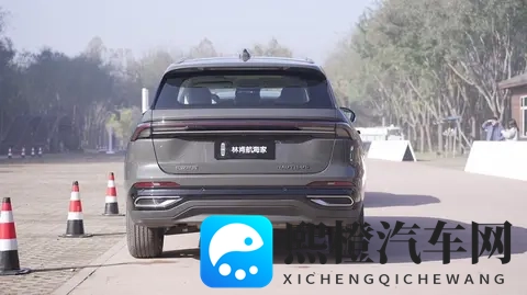 陈冠希阿娇囗交事件背景故事:娱乐圈风波背后:品牌形象如何重塑?-2