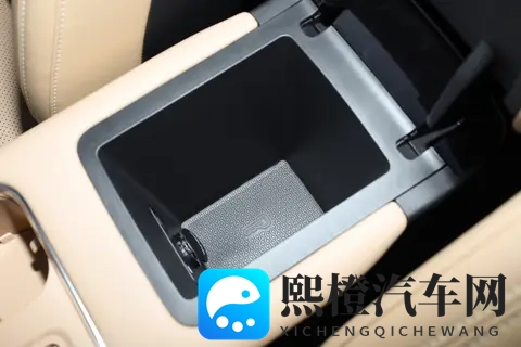 10万级MPV新标杆!星光730空间大、动力强,家用真香!-1