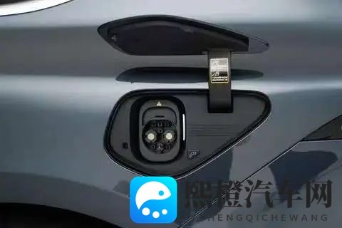 蔚来ET9到底咋样?80万级的国产车,我体验了一番-3