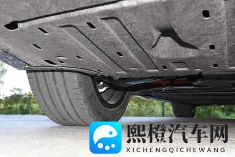 长安启源A06上市：10万就能买到带激光雷达的车，价格诚意满满!-3