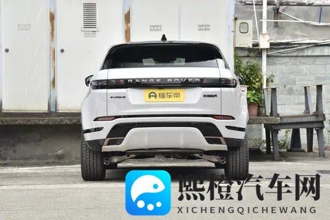 选车丨外观硬派年轻,两款车型配置,揽胜极光怎么选?全方面分析-2