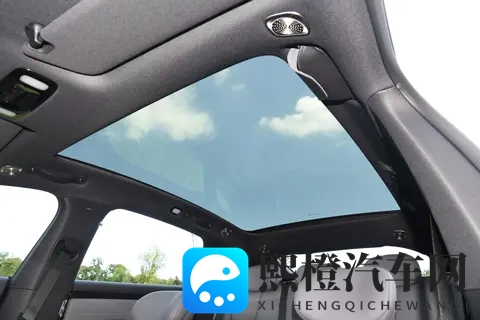 小鹏X9超级增程油箱达60升,新能源车油箱已经比油车还大-1