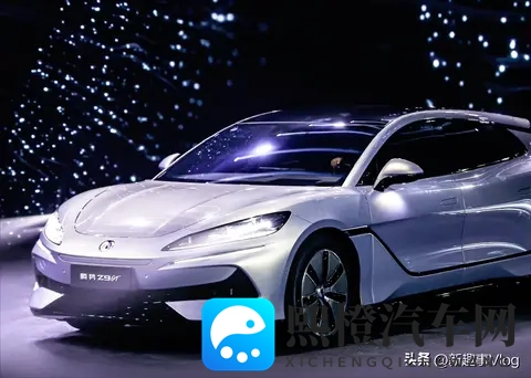 比亚迪跌落神坛?44万辆月销仍失冠,背后暗藏三大危机!-3