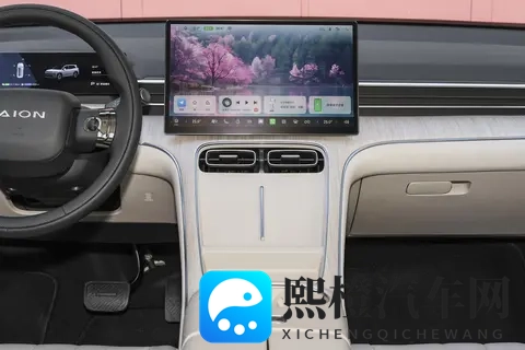 埃安 AION i60 预售价1268万起，家用SUV选这款增程车，能省不少油-3