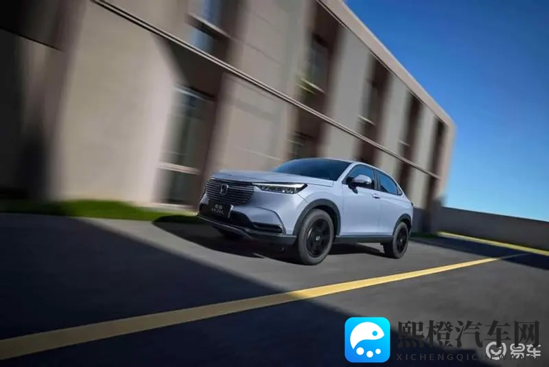 女班长洗澡让我随便摸:汽车企业惊人大胆创新,员工洗澡互动引热议-1