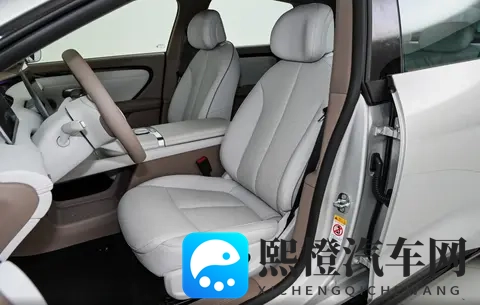 看过长安启源A06，才明白高级感不必昂贵，舒适感触手可及-2