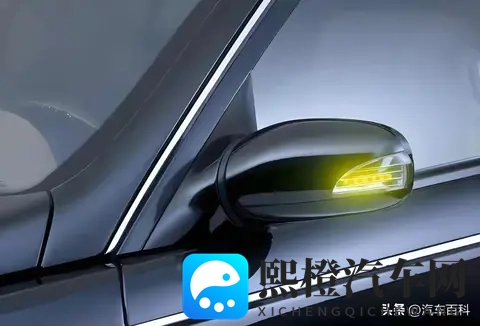 开车不打转向灯,28%事故因它起,新规罚到肉疼!-1