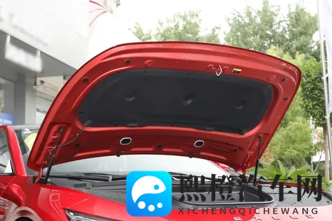 1898万元起,标配800V+8295芯片,2025款星纪元ES适合谁?-2