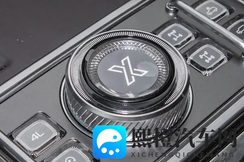 3299万起，硬派越野六边形战士来了！别错过上市限时十重权益-1