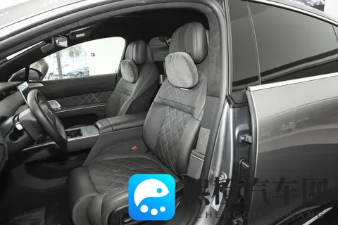 重塑格局：蔚来ET9如何以全栈自研定义新一代行政旗舰-1