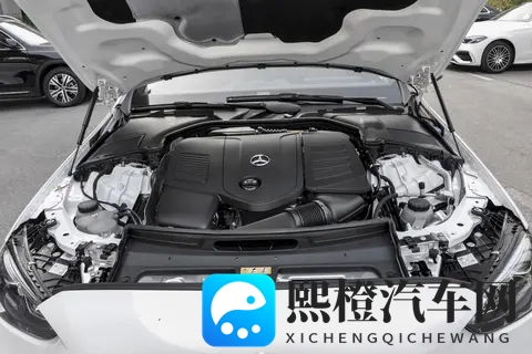 选装配置为关键 2025 款奔驰 C 级各版本怎么选-3