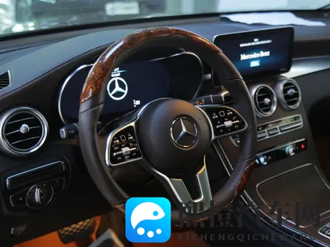 20万出头，体验奔驰GLC的驾驭乐趣，这价格香不香？-2