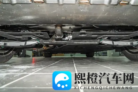 想买新能源 SUV？2025款星纪元 ET，把百万豪车体验塞进家用车！-3
