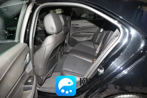 20万级后驱王者!凯迪拉克CT4选买全攻略-1