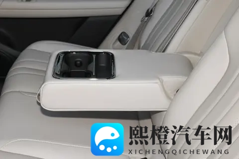 广汽又出狠货！标配29165度电池+11扬声器，预售不到13万-3