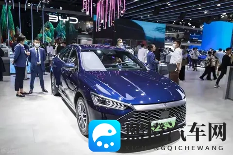 车主感叹:开了比亚迪混动再开丰田混动,差距太明显了!-1