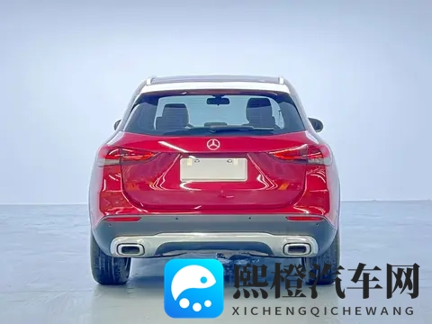 12万多拿下红色奔驰GLA,54万公里,都市丽人的时尚之选-1