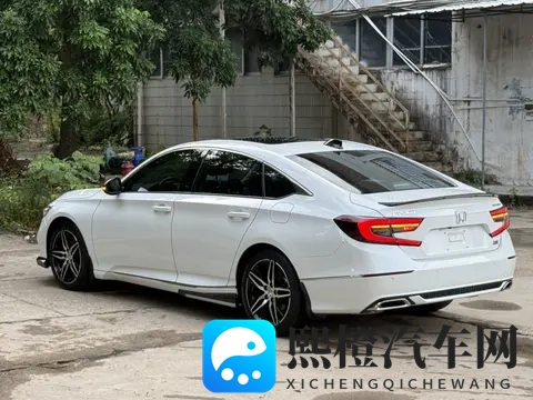 一手准新雅阁，260TURBO幻夜版，13万多开回家！-2