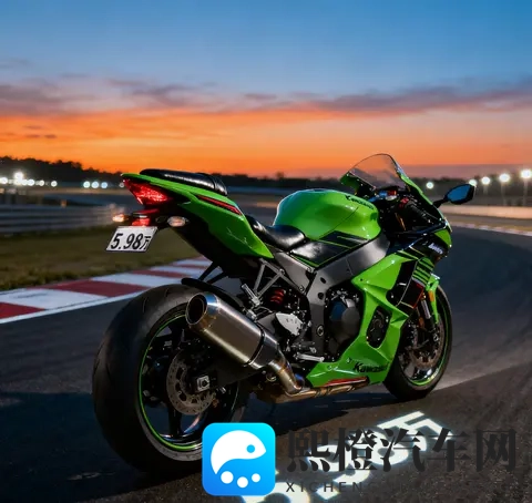 川崎ZX-4RR价探598万 四缸战神放下身段 国产中排仿赛迎最硬考验-1