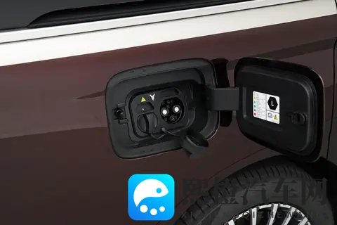 带娃出行还得看它!试驾26款岚图梦想家乾崑Ultra-1