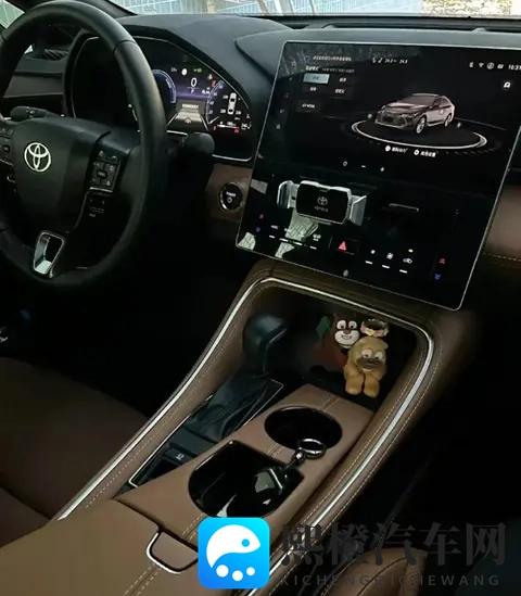 汽车内饰的漂亮事 好看不好看为啥两代人想法差这么多-1