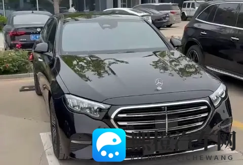 奔驰价格“大跳水”!E级降幅达到1298万,一个月卖出13103台-3