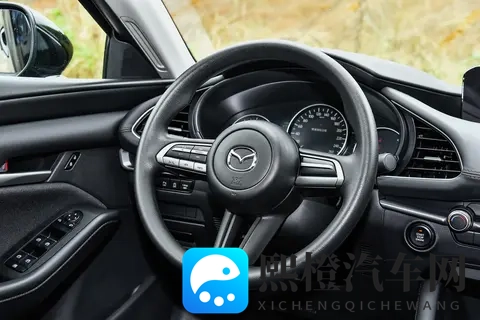 2025 款马自达 3 昂克赛拉各版本配置解析及购车指引-1