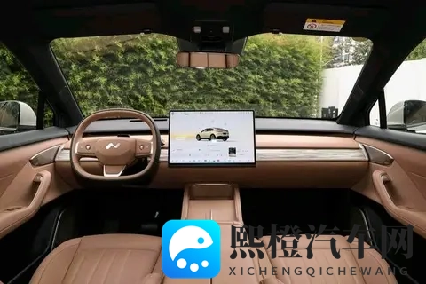 【网通社快报】2025年前三季度全球新能源车销量同比增长26% 中国动力电池装机量居首-1