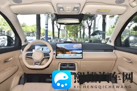 蓝电E5 PLUS：12万级SUV新标杆，适合全家人的高性价比之选-2