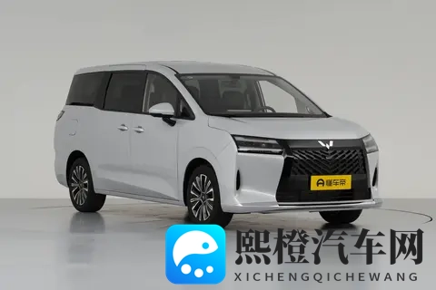 五菱星光730 PHEV：综合续航1100km，家用MPV选它如何？-1
