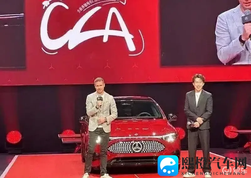 被女同桌调教成袜奴脚奴：女同桌调教后，他沦为袜控足癖者-2