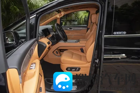 魏牌高山 7 深度解析：家庭 MPV 市场又添新选择，这些细节值得关注-3