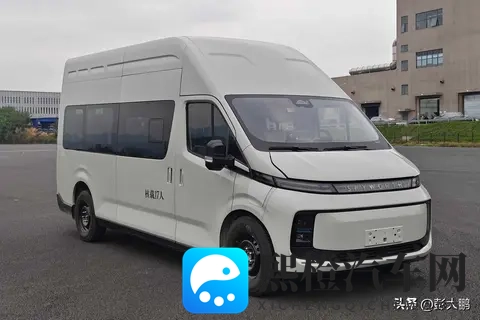 新车：创维17座纯电动客车，599米车长，27米车高，宁德电池-3