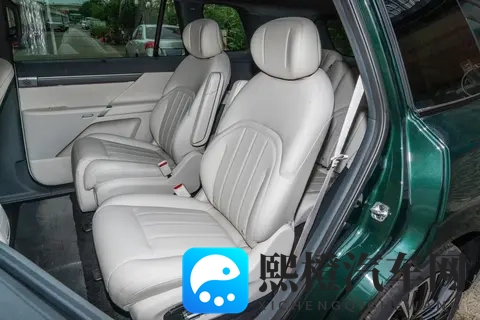 东风奕派2026款eπ008:超级大五座,打造大舒适家-1