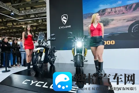 米兰车展丨宗申赛科龙人气爆表,RX2全球首秀,RA1000引发围观-1