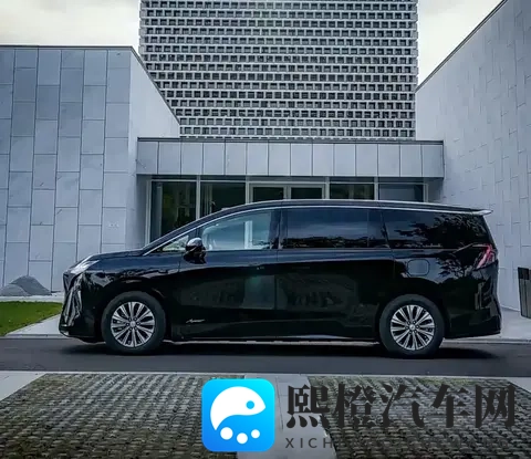 8块屏+高通8775!别克至境世家11月亮相,632km续航卷哭腾势D9?-2