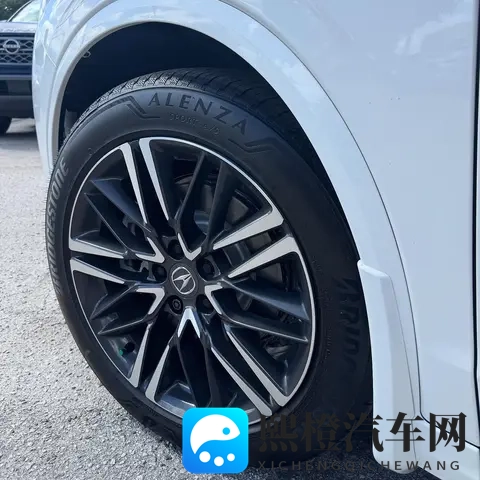 2026款讴歌MDX实车亮相 细节调整 配置升级-1